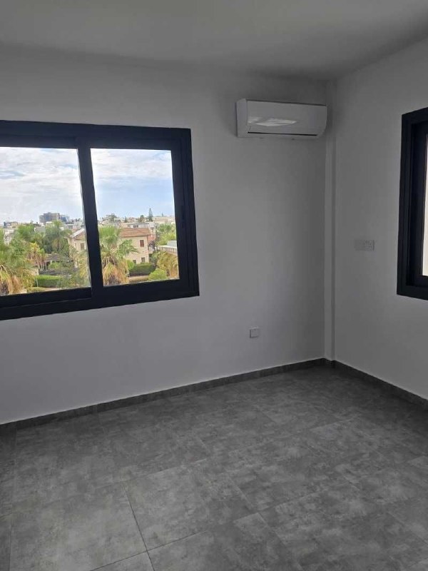 Furnished 1-Bedroom Apartment in Kato Polemidia photo 7 of 8