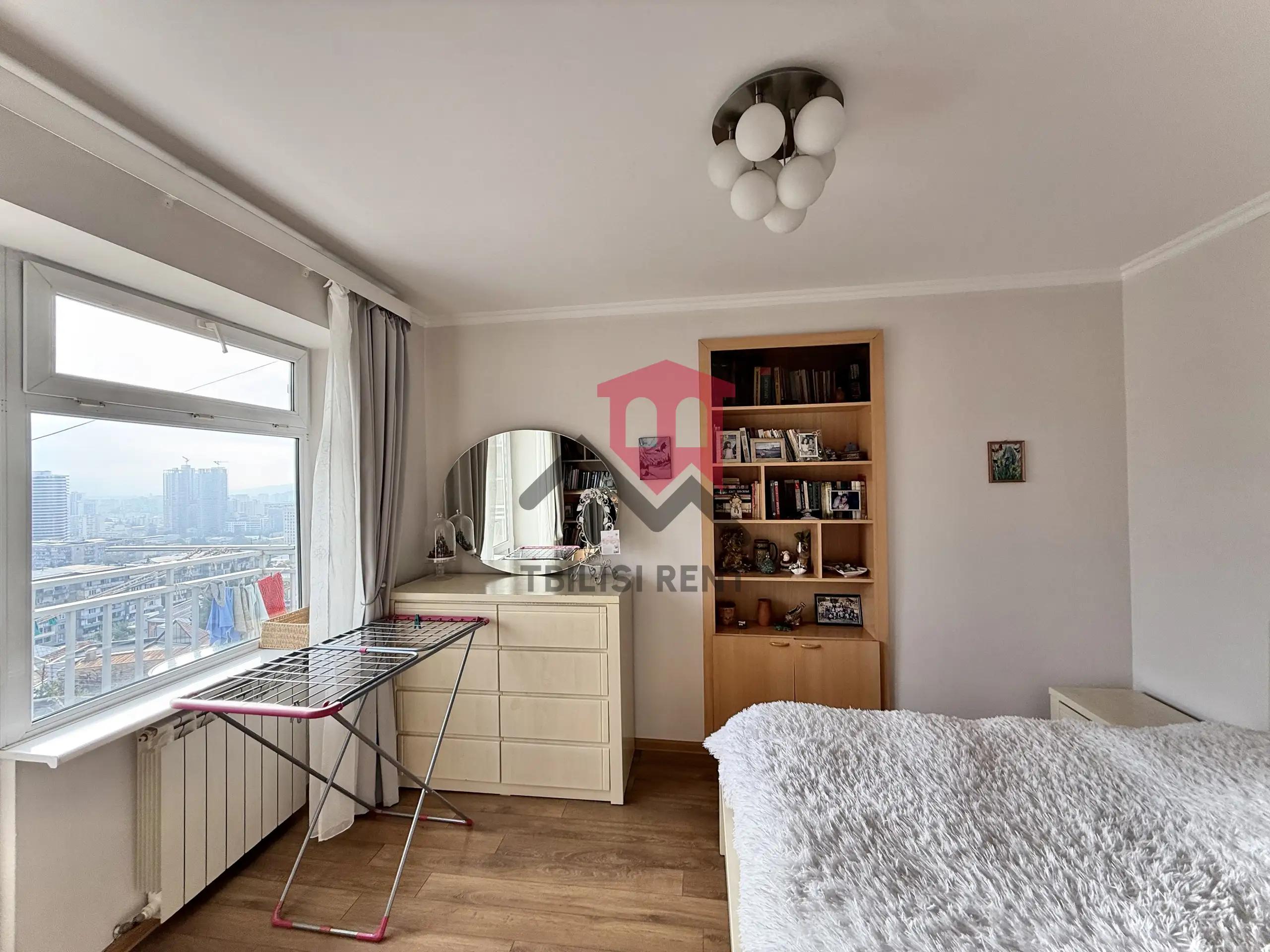 Cozy 3-Bedroom Apartment with Parking in Saburtalo photo 6 of 8