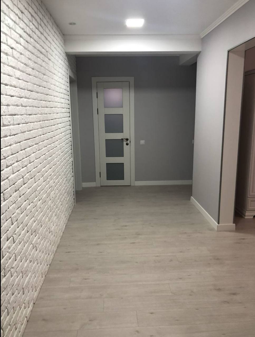 Two-Bedroom Apartment in Telecentrum photo 2 of 8