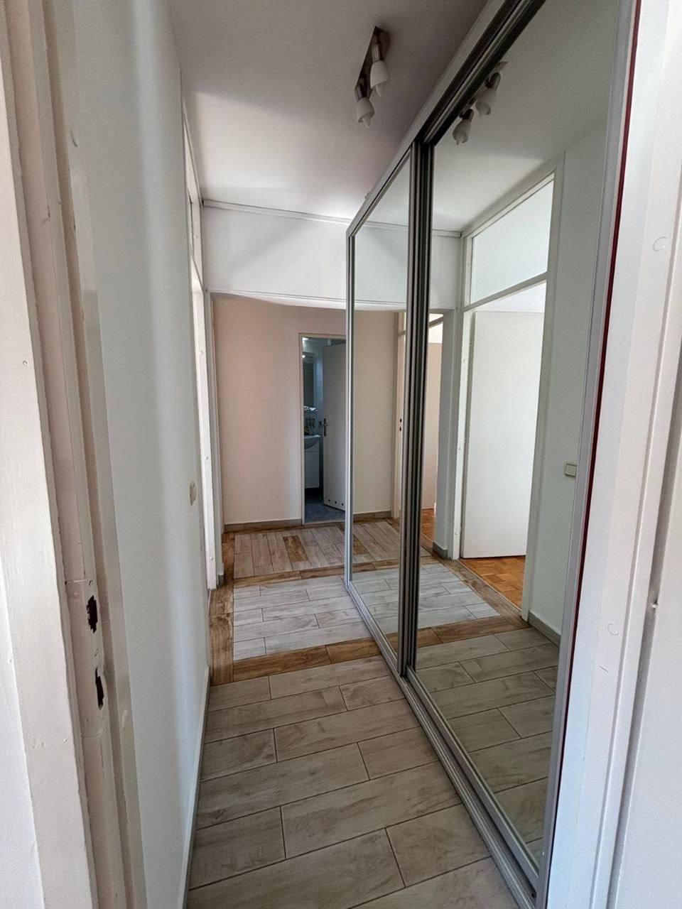 Four-Room Apartment in New Belgrade photo 2 of 8