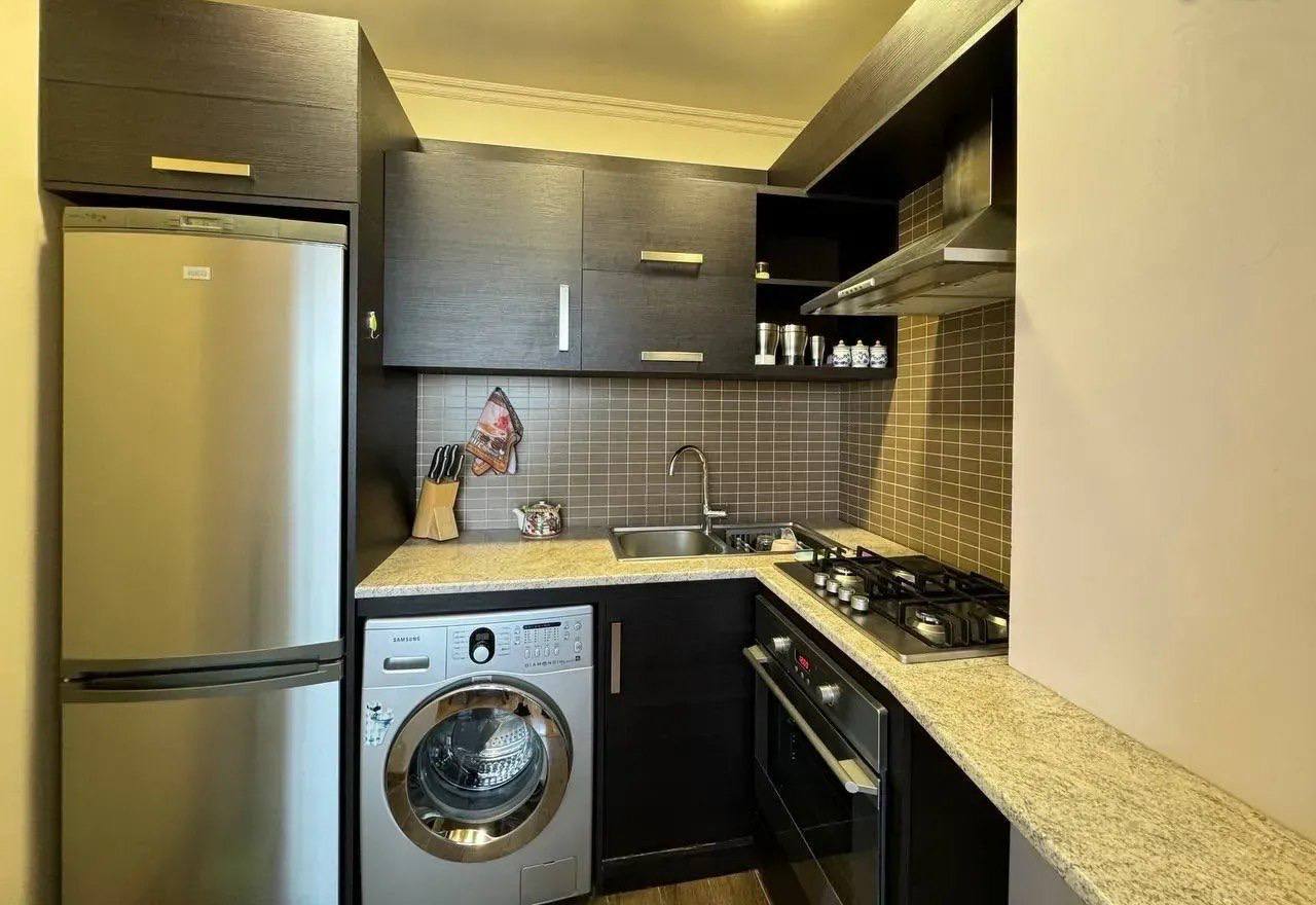 Furnished 3-Room Apartment in Kanaker-Zeytun photo 6 of 8