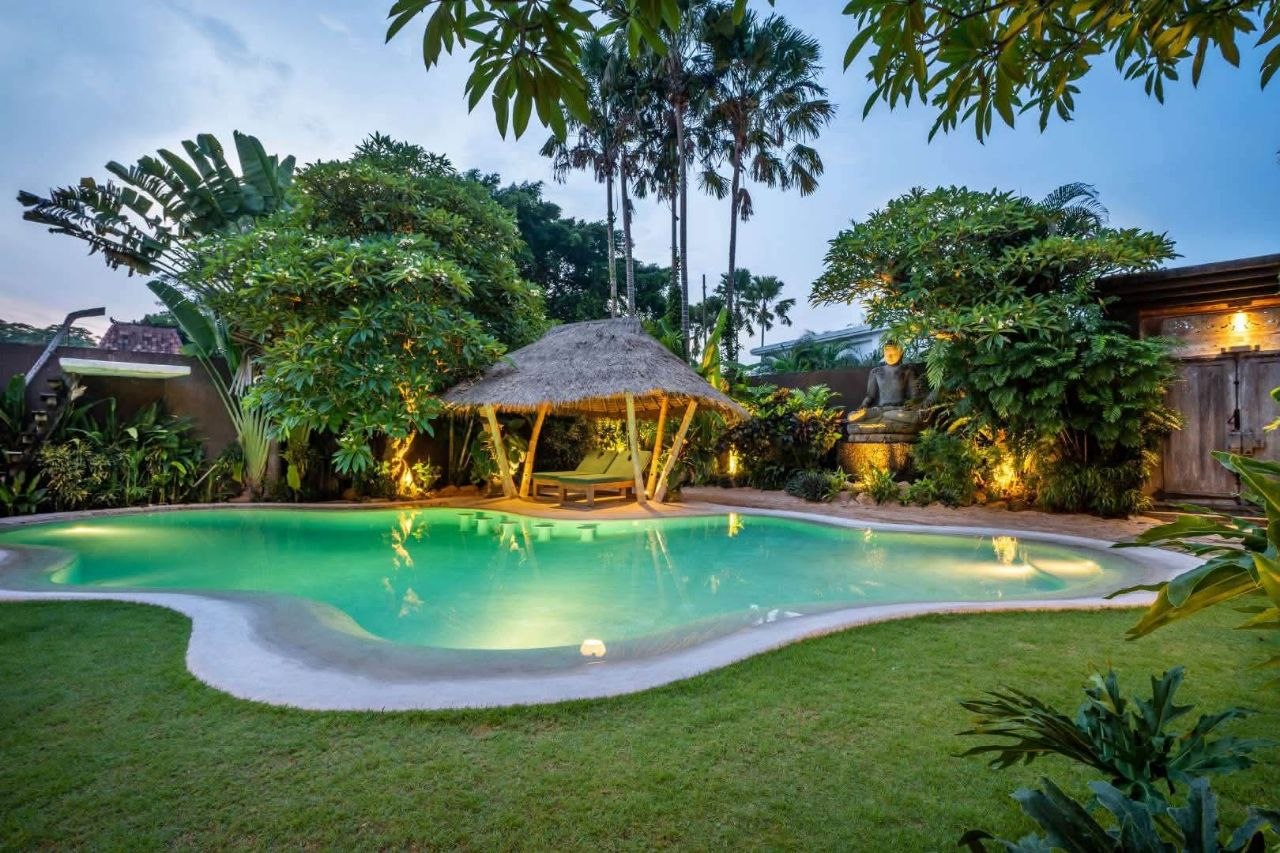5-Bedroom Villa in Canggu photo 5 of 8