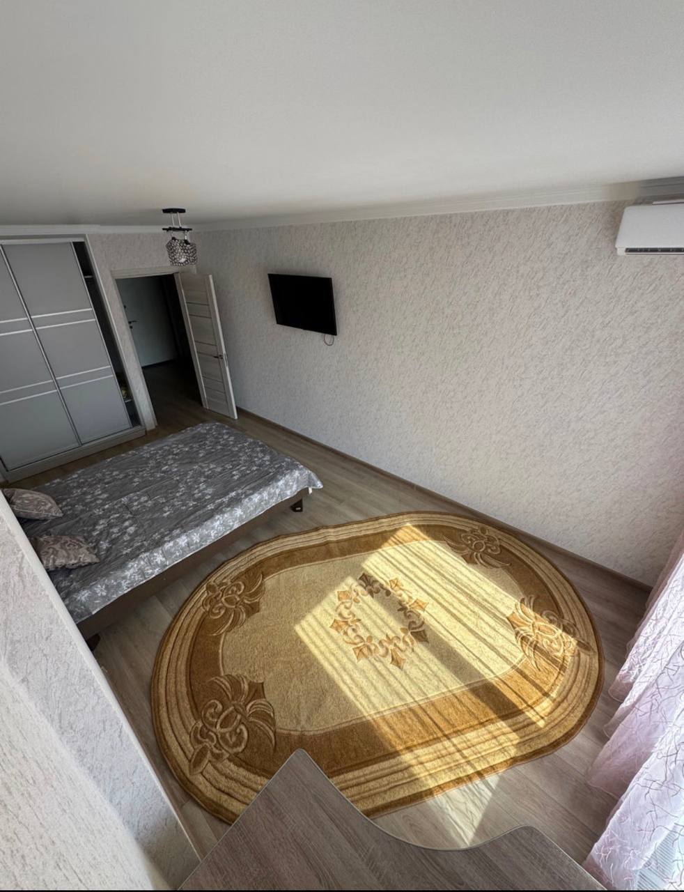 One-Bedroom Apartment in Buiucani photo 2 of 5