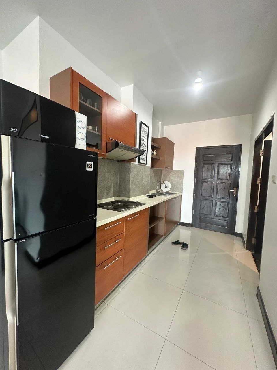 2-Bedroom Apartment at Jomtien Plaza Residence photo 1 of 7