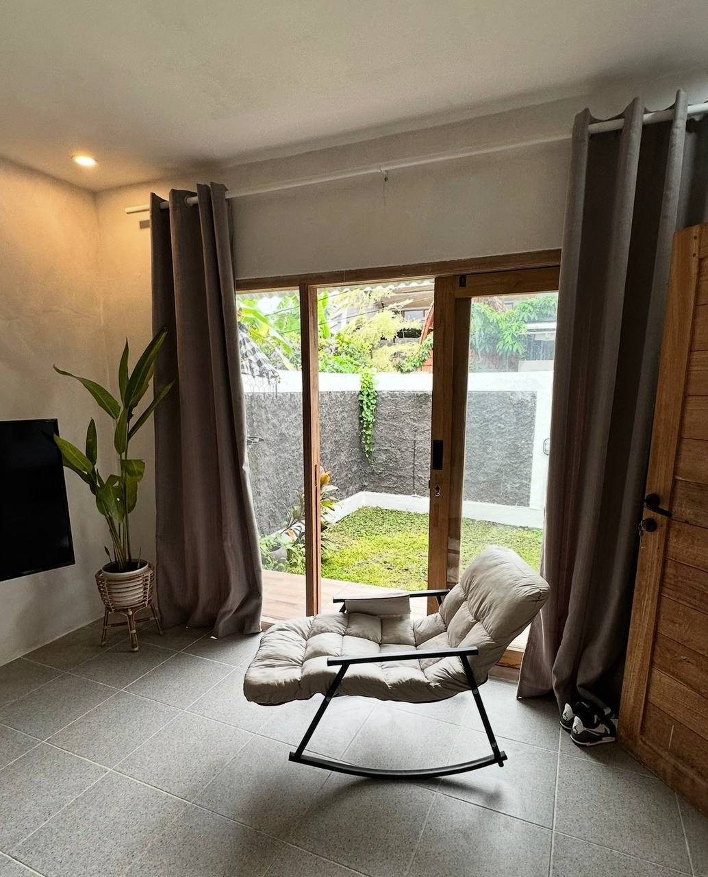 Furnished Mini Villa Near Canggu photo 6 of 7