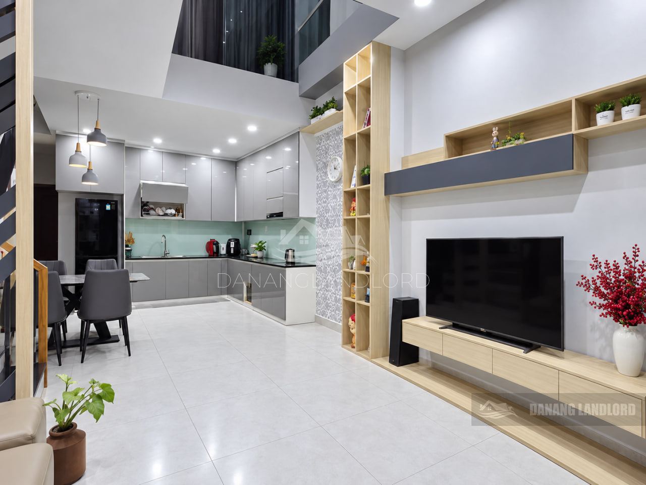 3-Bedroom Furnished House Near Han River Bridge photo 3 of 8