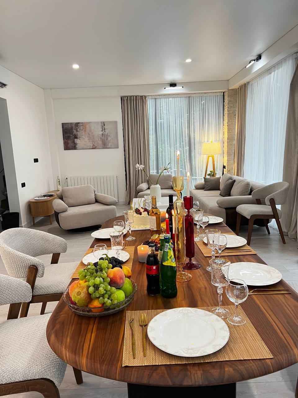 Three-Bedroom House with Pool in Batumi photo 2 of 6