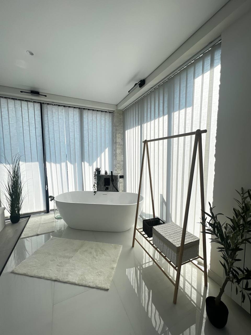 Three-Bedroom House with Pool in Batumi photo 5 of 6