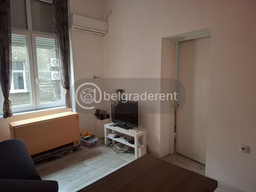 Two-Room Apartment in Stari Grad photo 2 of 6