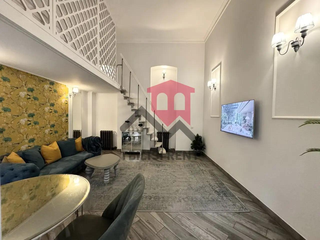 Bright Renovated 2-Bedroom Apartment in Sololaki photo 2 of 8