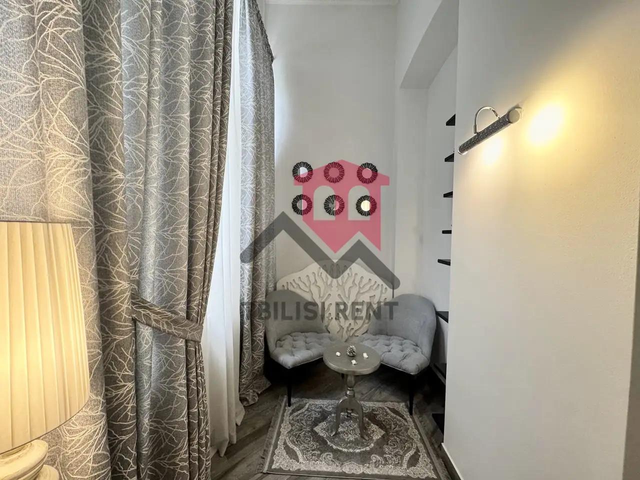 Bright Renovated 2-Bedroom Apartment in Sololaki photo 8 of 8