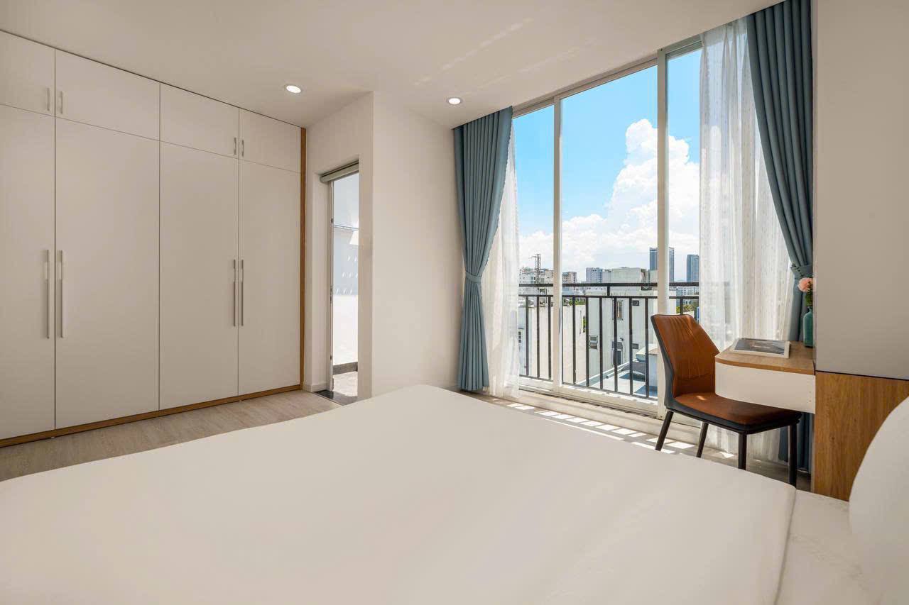 Modern 1BR Apartment in Son Tra photo 5 of 8
