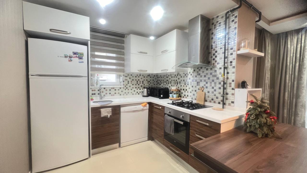 Spacious 1-Bedroom Apartment in Liman photo 5 of 8