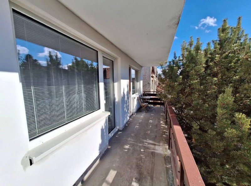 Светлая квартира 2+kk в Праге 6 — Сухдоле photo 3 of 8