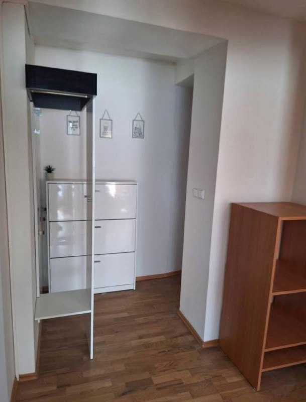 Светлая квартира 2+kk в Праге 6 — Сухдоле photo 8 of 8