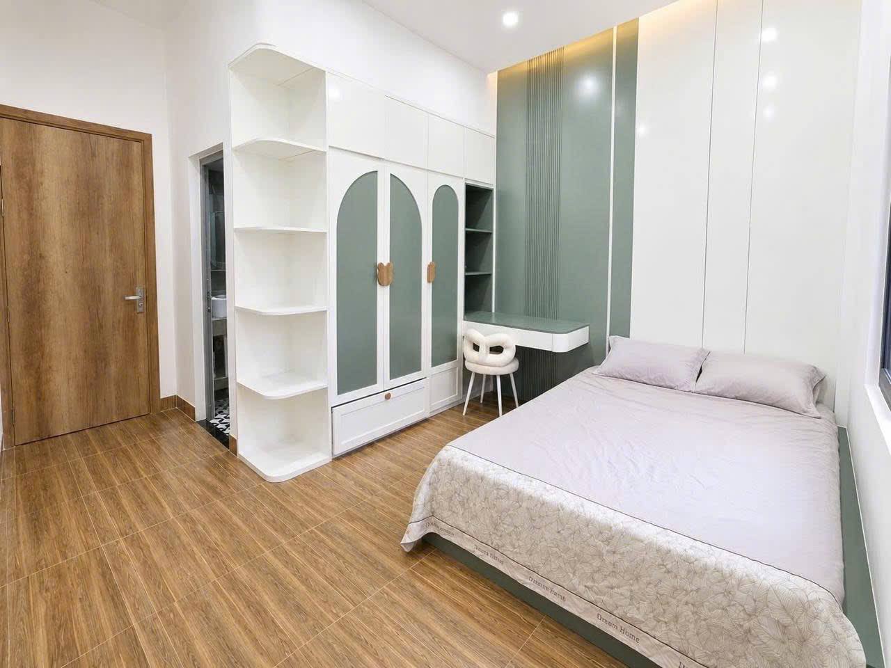 3-Floor House with 4 Bedrooms in Da Nang photo 5 of 8