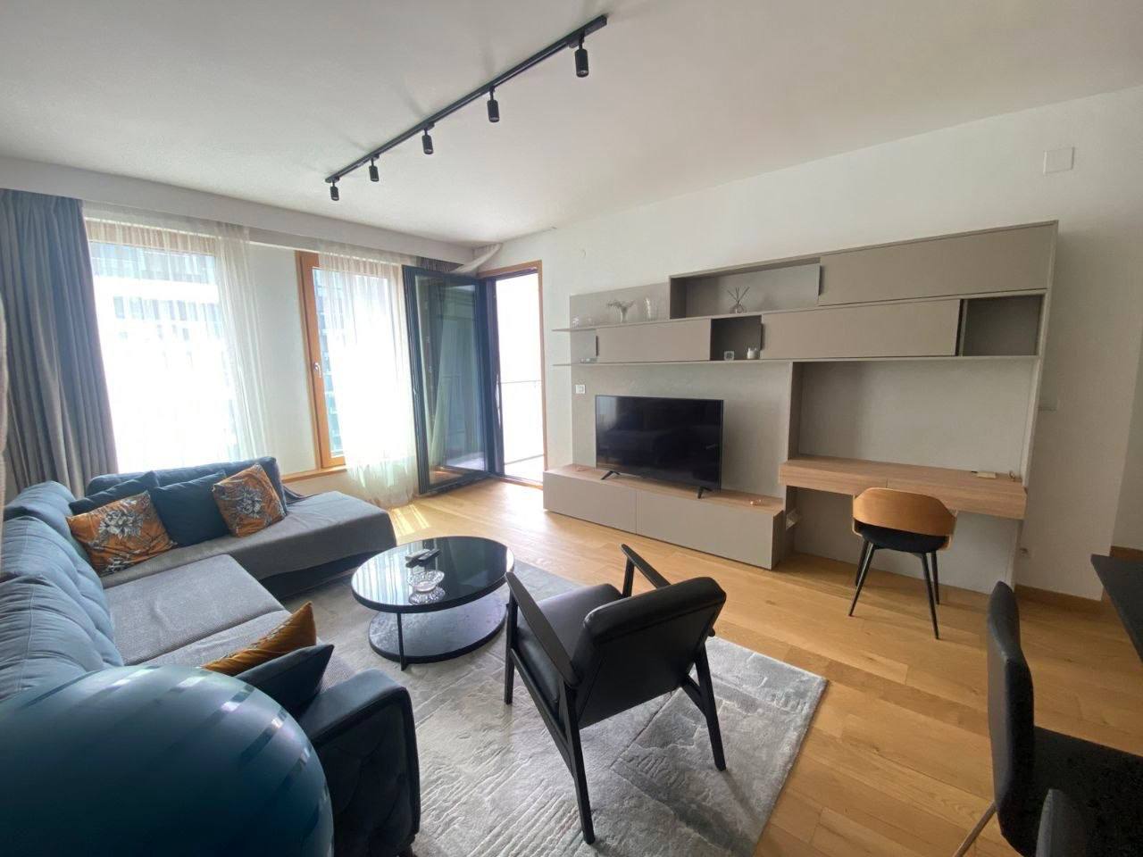 Two-Room Apartment in Novi Beograd photo 3 of 8