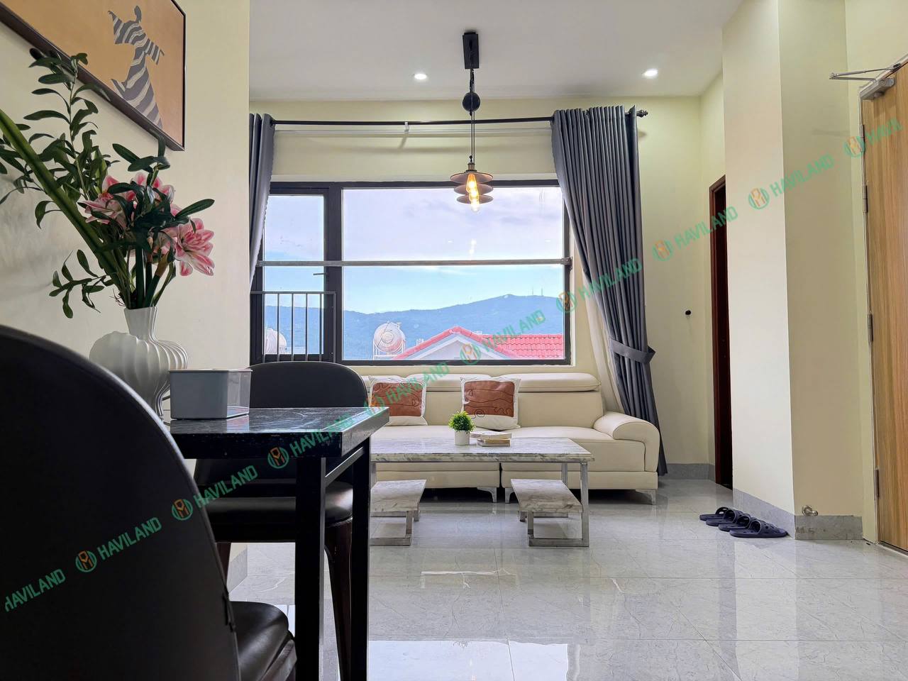 Spacious Pet-Friendly 1-Bedroom Apartment photo 4 of 8