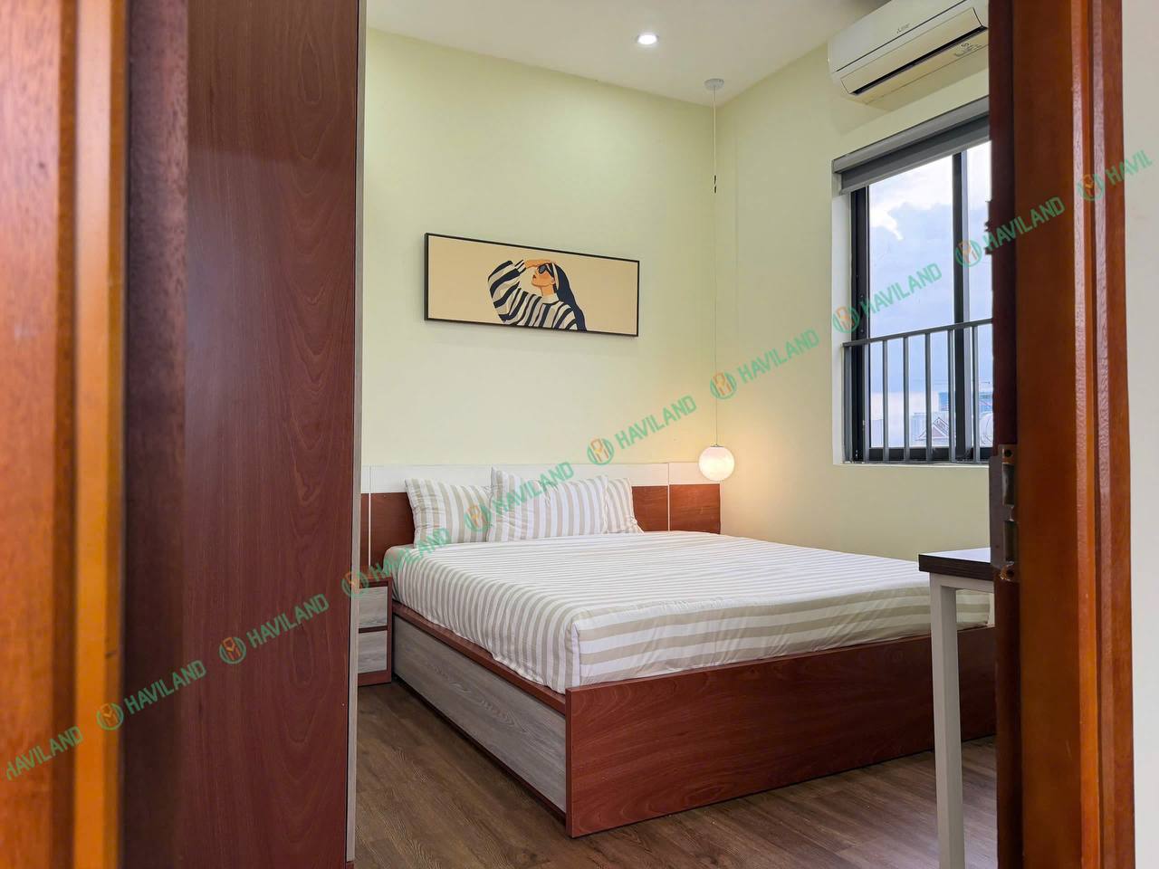 Spacious Pet-Friendly 1-Bedroom Apartment photo 7 of 8