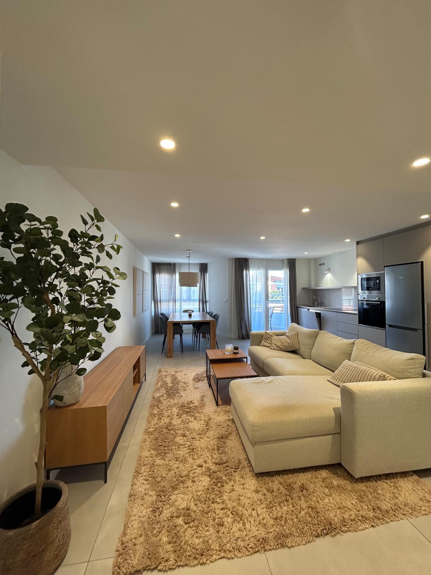 2-Bedroom Apartment for Rent in L'Eixample photo 1 of 8