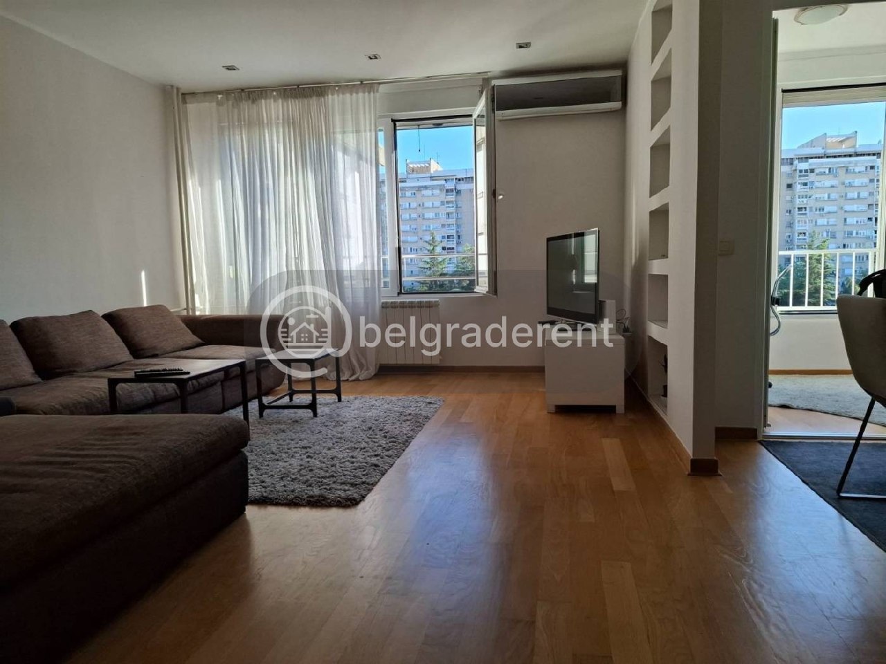 1-Bedroom Apartment in Novi Beograd photo 1 of 8