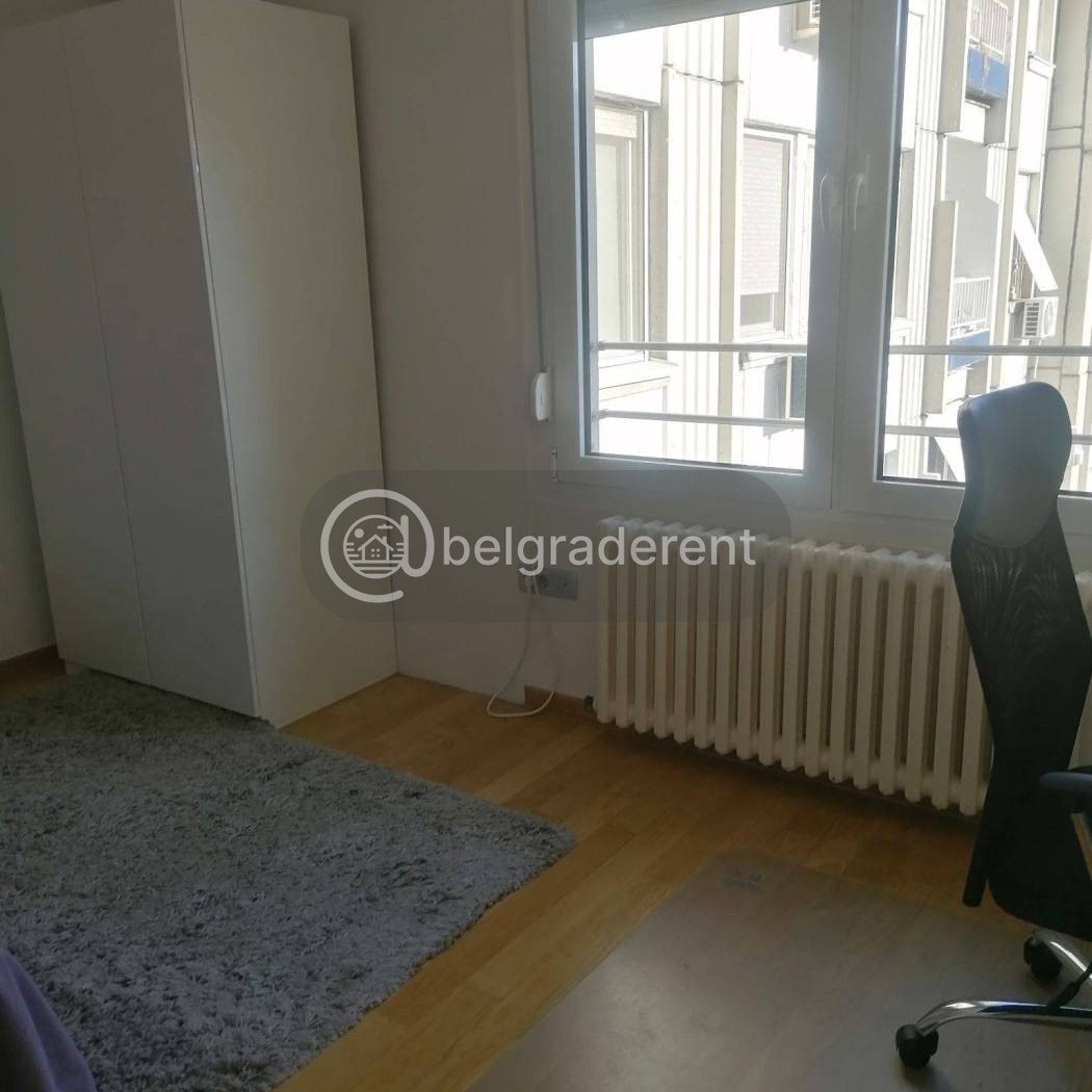 1-Bedroom Apartment in Novi Beograd photo 6 of 8
