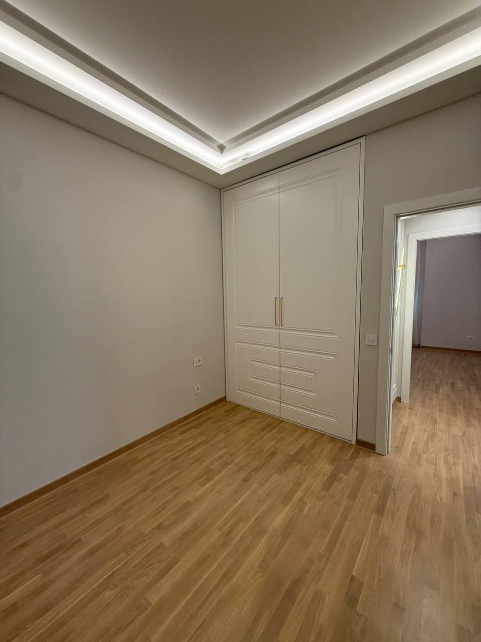 Unfurnished 3-Bedroom Apartment in Dorcol photo 6 of 8