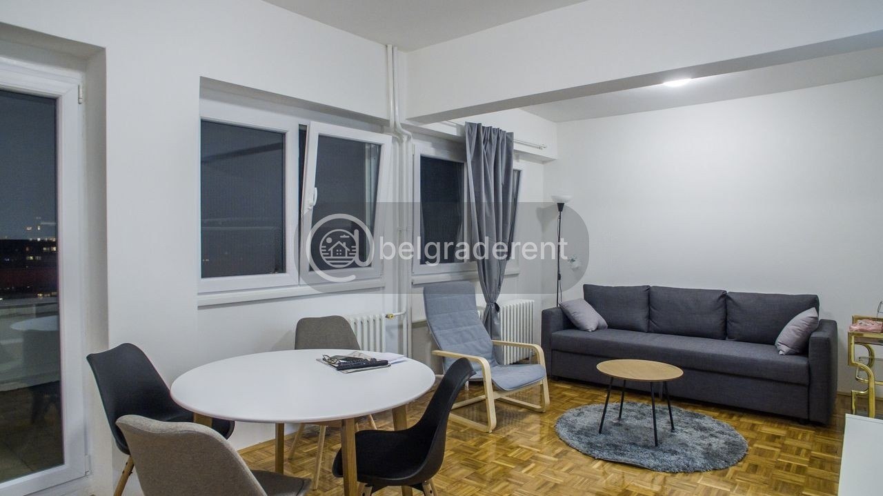 1-Bedroom Apartment in Novi Beograd photo 1 of 8