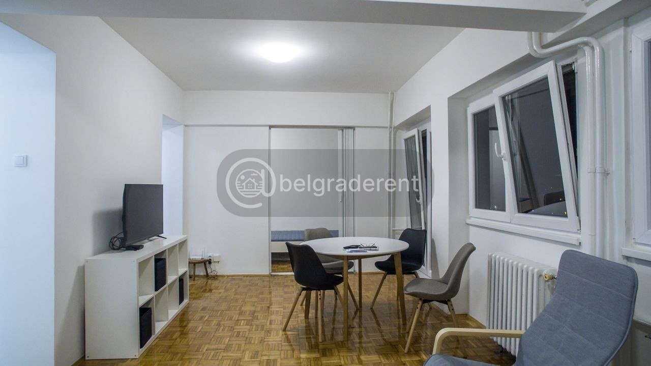 1-Bedroom Apartment in Novi Beograd photo 2 of 8