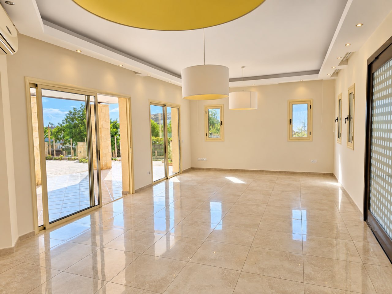 3-Bedroom Detached House in Palodia photo 4 of 4