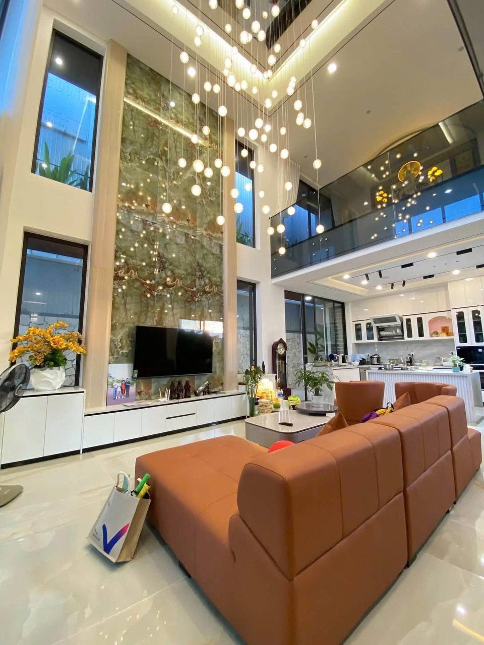 4-Bedroom Villa in Hoa Xuan photo 1 of 7