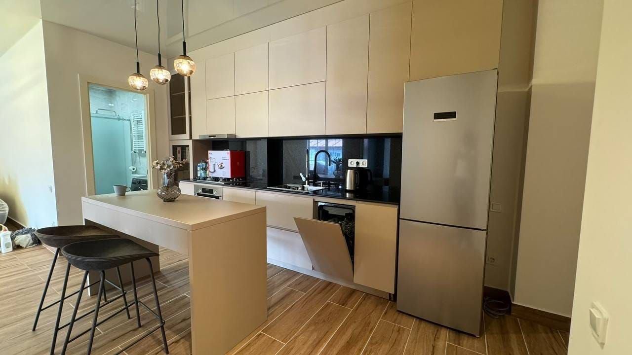 1-Bedroom Apartment in Batumi Old Town photo 1 of 6