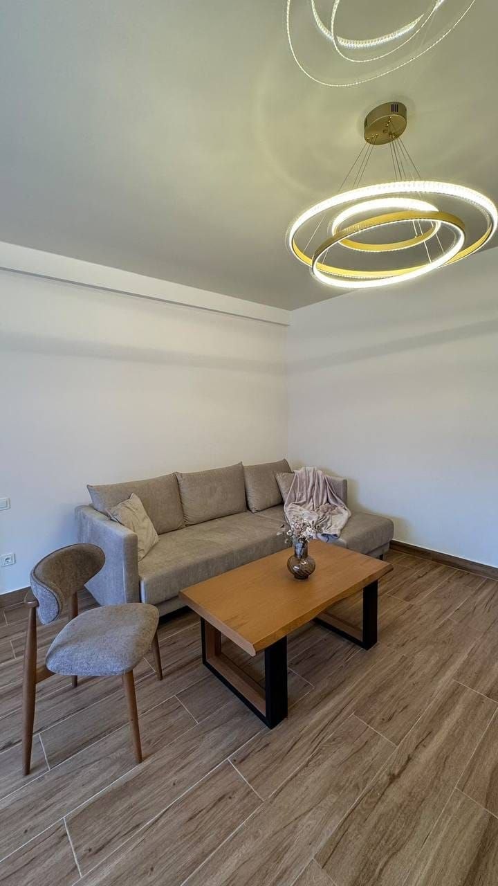 1-Bedroom Apartment in Batumi Old Town photo 4 of 6