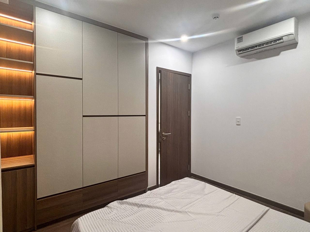 2-Bedroom Apartment at Vista Residence photo 8 of 8