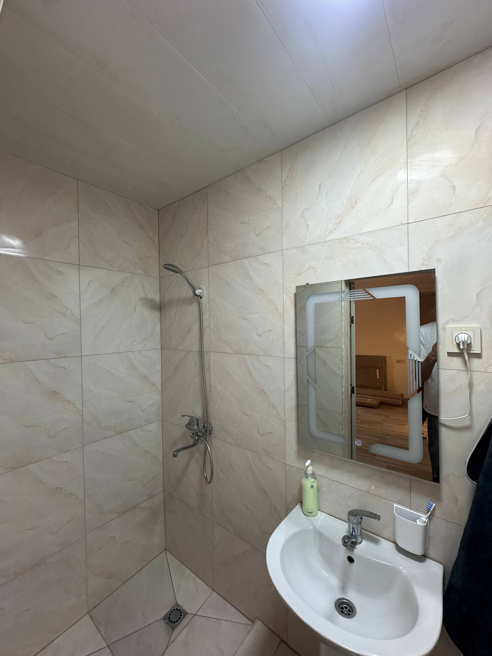 Two-Bedroom Apartment in Kanaker-Zeytun photo 8 of 8