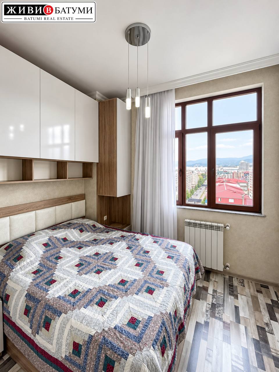 Sunny 1-Bedroom Apartment in Batumi photo 7 of 8