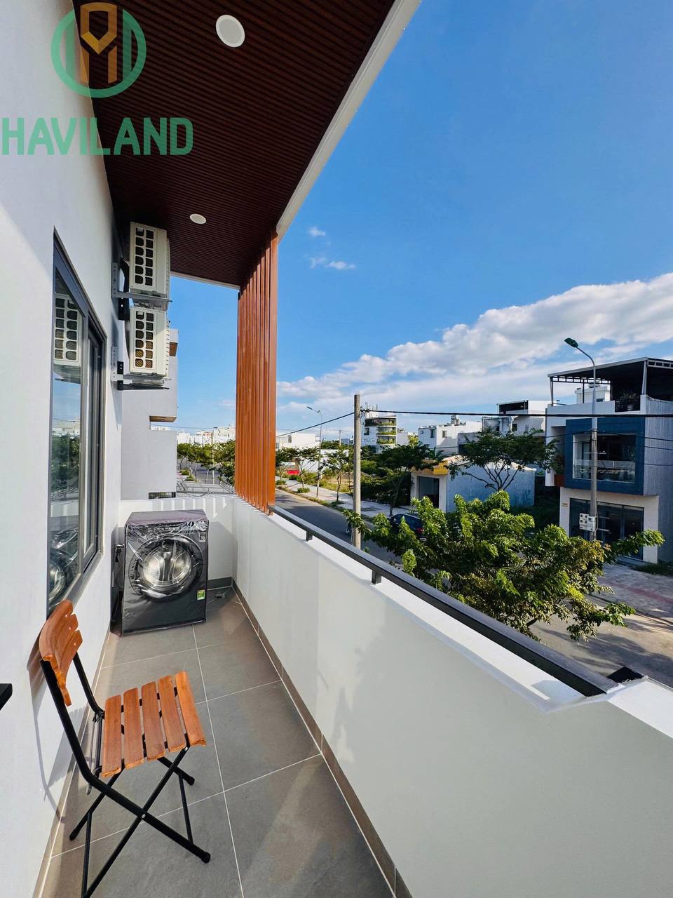 Modern Studio Apartment on To Hoai photo 1 of 8