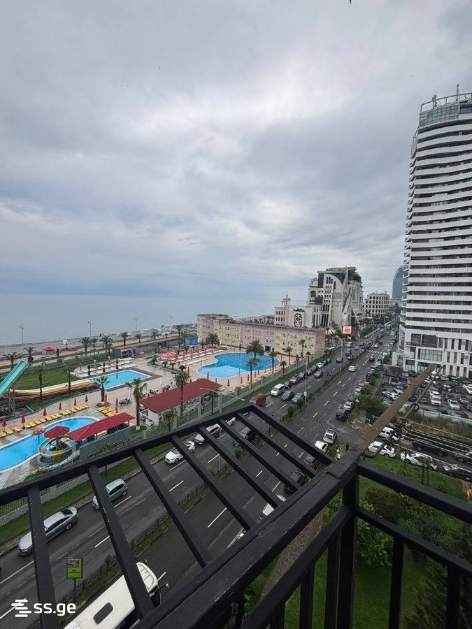 Two-Bedroom Apartment for Rent in Batumi photo 1 of 8