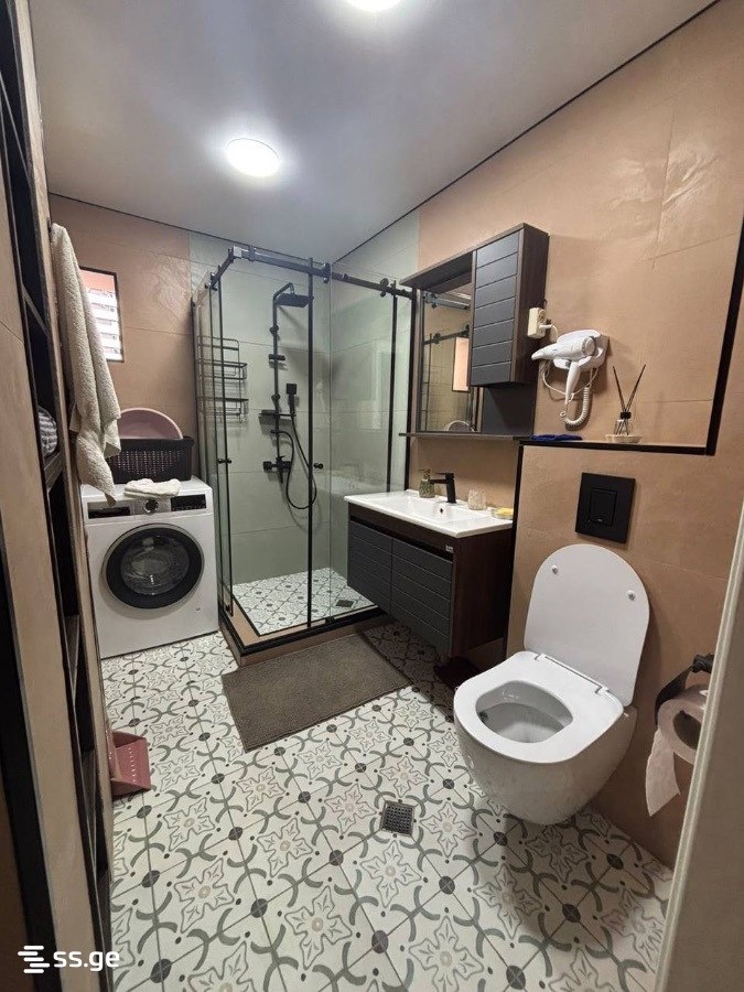 Two-Bedroom Apartment for Rent in Batumi photo 7 of 8