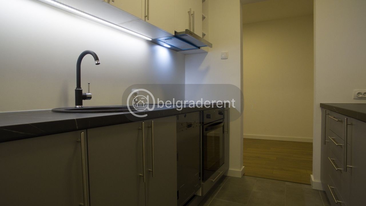2-Bedroom Apartment in Novi Beograd photo 7 of 7