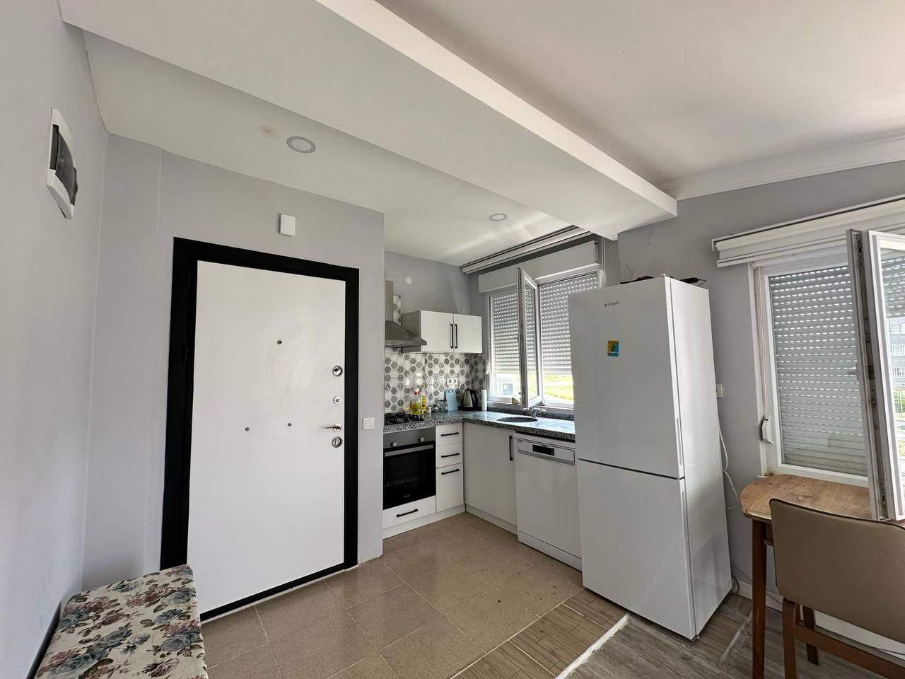 1-Bedroom Apartment for Rent in Lara photo 1 of 6