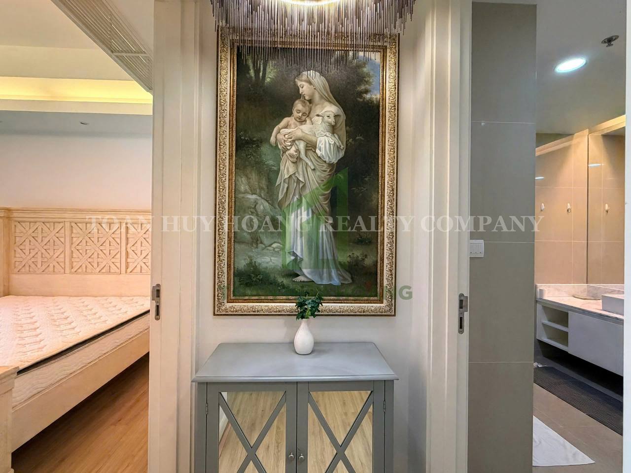 Modern 1-Bedroom Apartment in Azura, Han River photo 8 of 8