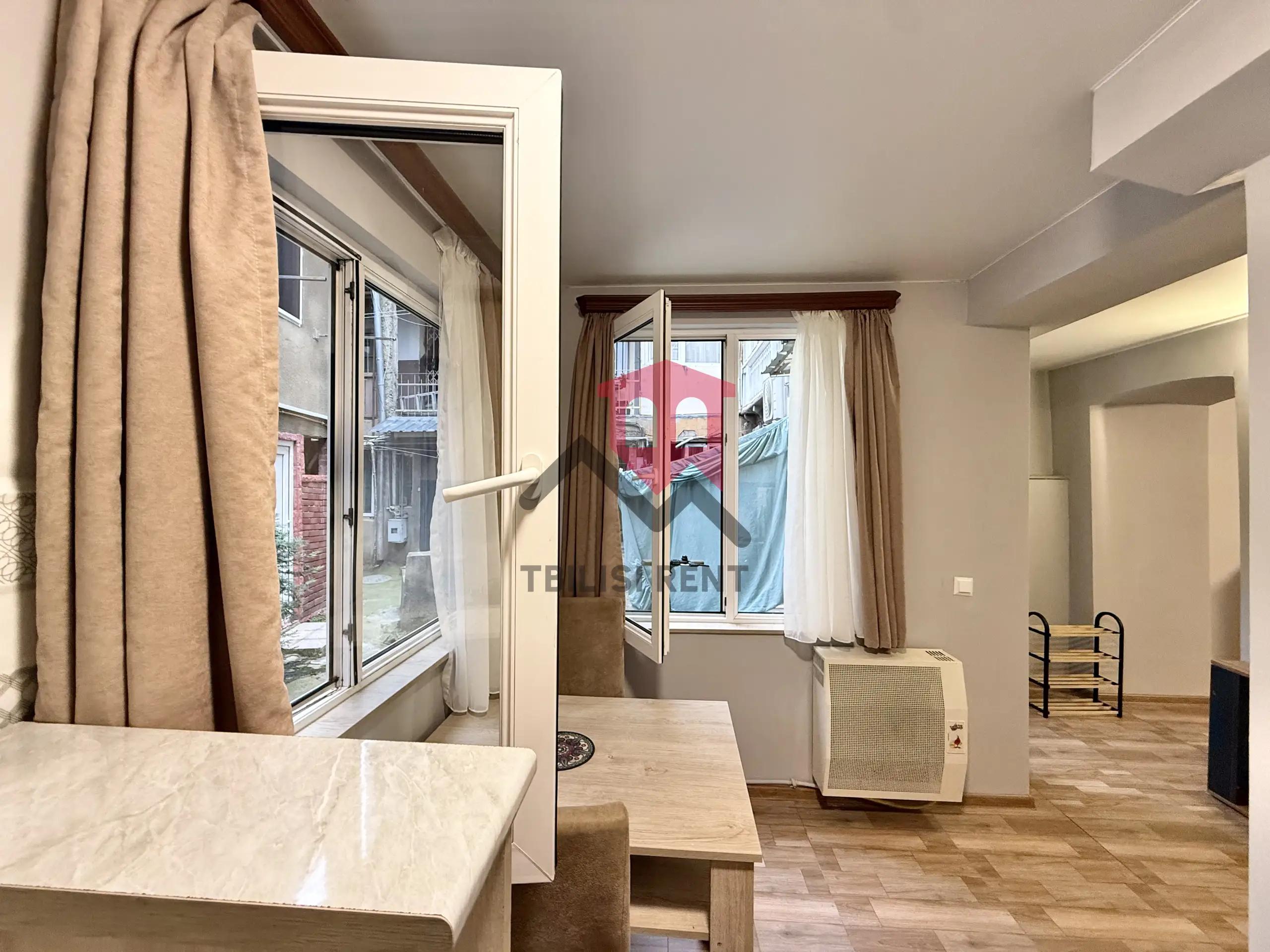 Cozy 1-Bedroom Apartment in Mtatsminda photo 6 of 8