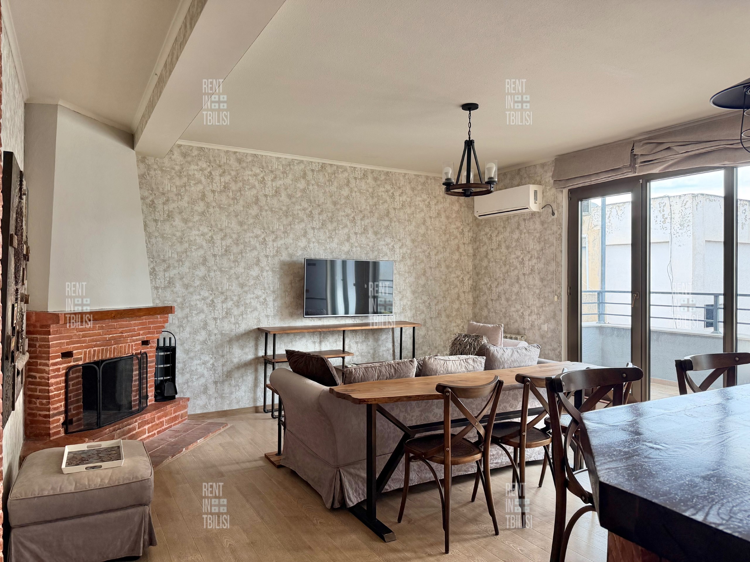 New 2-Bedroom Apartment in Axis Towers photo 2 of 8