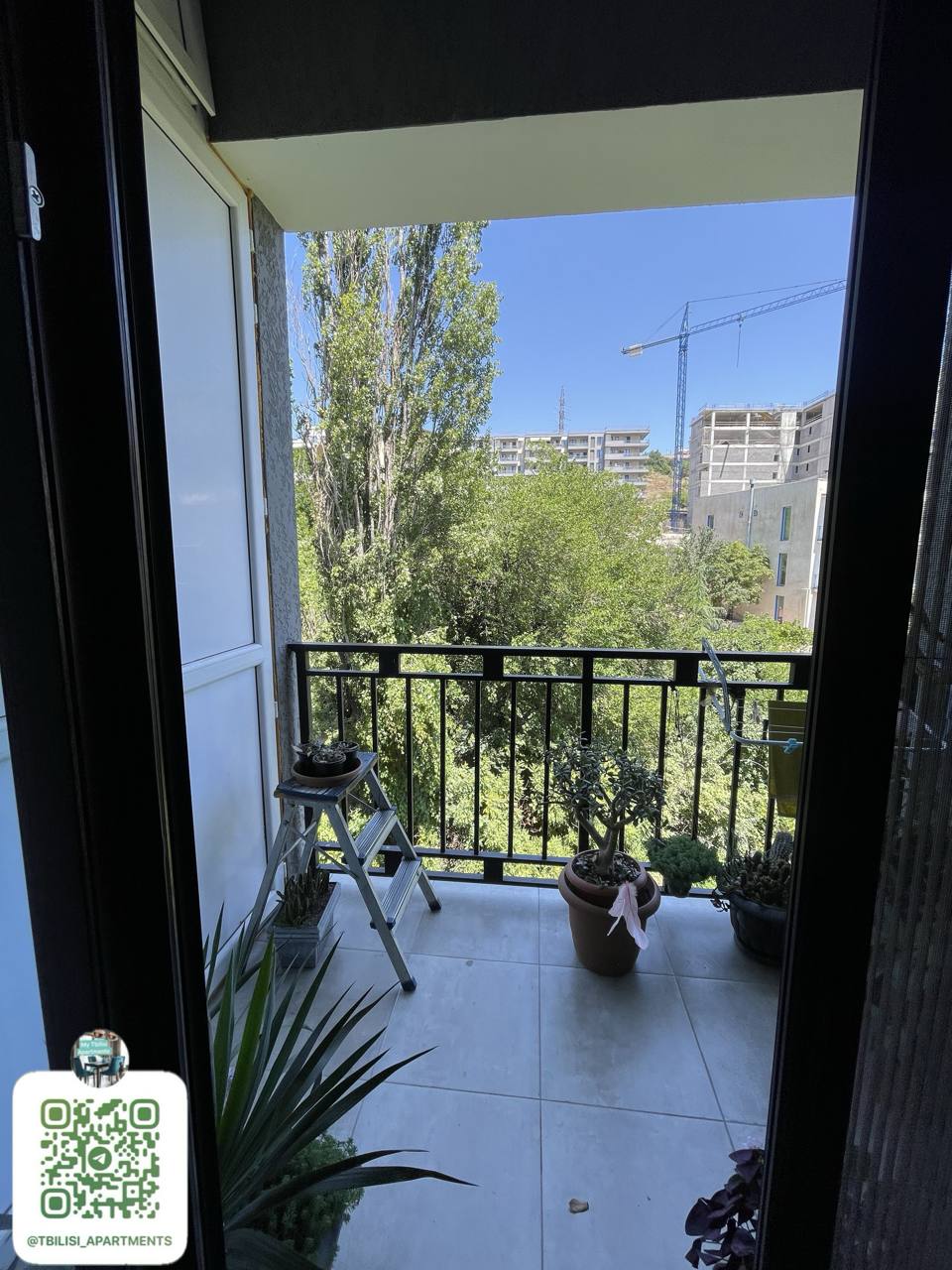 3-Bedroom Apartment in Saburtalo photo 7 of 8