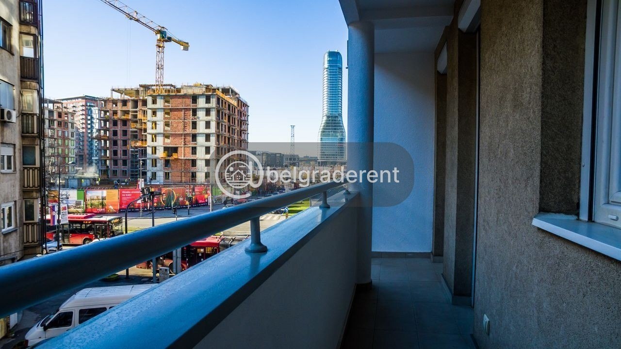 One-Bedroom Apartment in Savski Venac photo 3 of 8