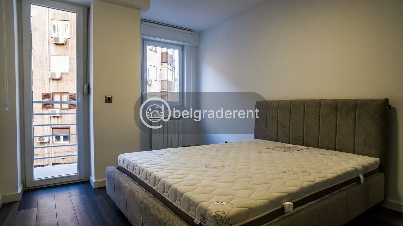 One-Bedroom Apartment in Savski Venac photo 8 of 8