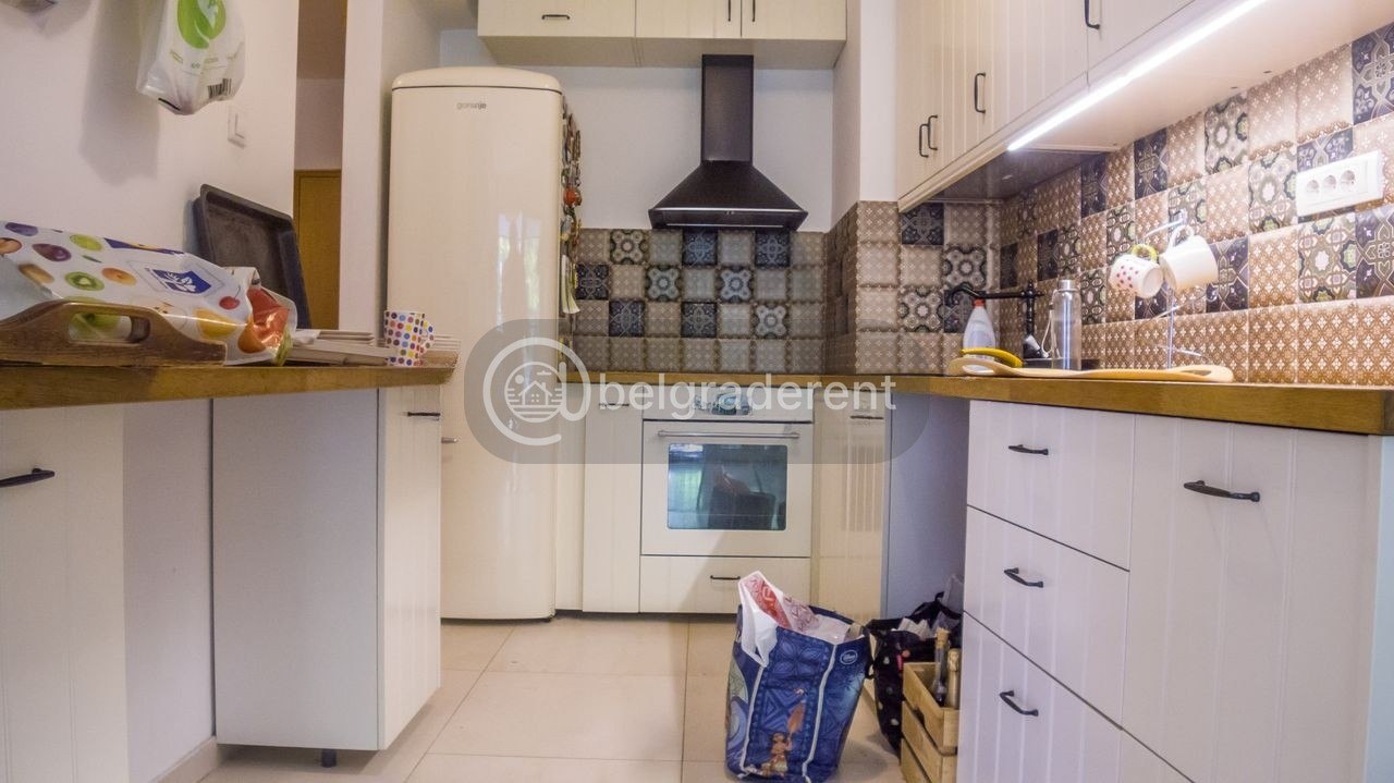 2-Bedroom Apartment in Vračar photo 5 of 8
