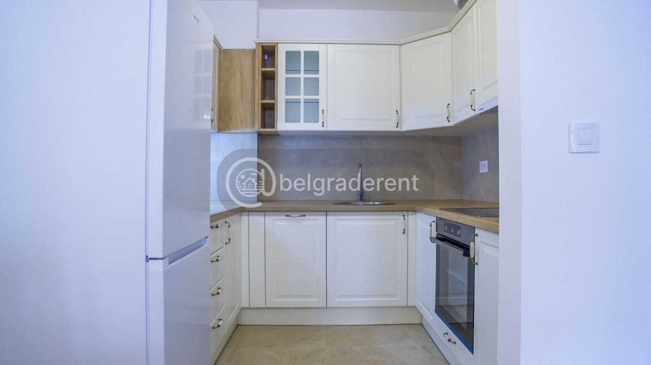 Квартира с 1 спальней в Новом Белграде photo 4 of 8