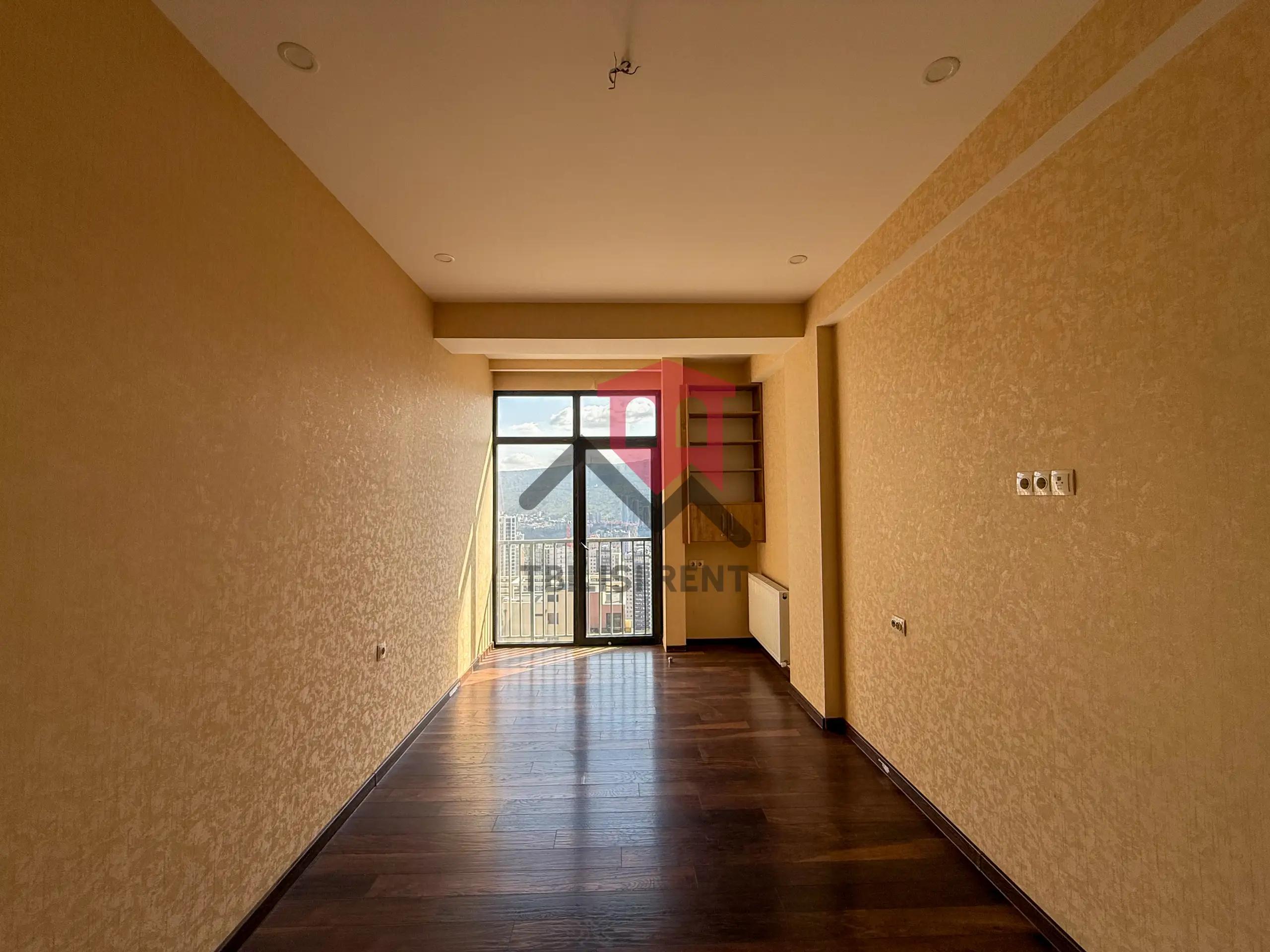 Spacious 3-Bedroom Apartment Near Lisi Lake photo 4 of 8